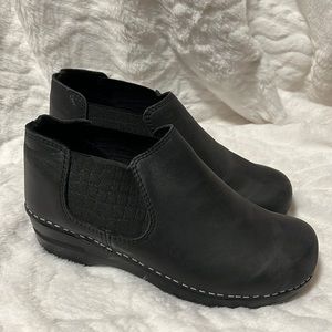 Sanita The Original Danish Clogs. Black. NWOT. Size 38